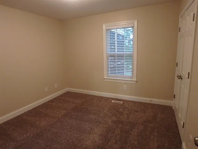 166 Moonlight Dr — Photo 9