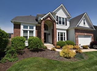 2374 Highwood Ct, Aurora, IL 60503