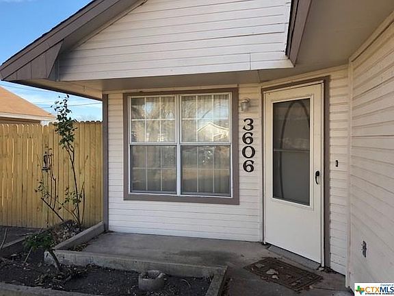 2nd image of 3606 Trotwood Trl