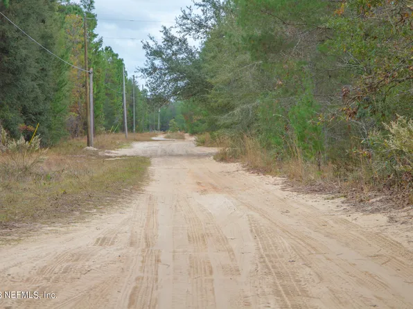 6099 HARVARD Avenue, Keystone Heights, FL 32656