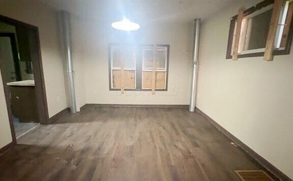 5th image of 244 S Harris Ave