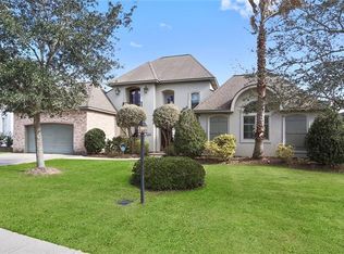 429 Marina Oaks Dr, Mandeville, LA 70471