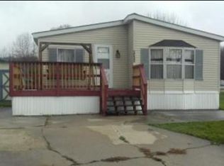 6469 Robby Ln, Ravenna, OH 44266