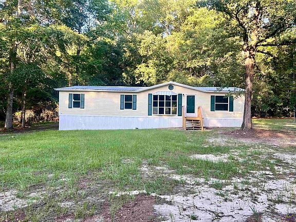2nd image of 282 Sycamore Dr