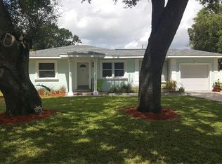 204 S Saturn Ave, Clearwater, FL 33755