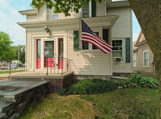 514 Cypress St, Manistee, MI 49660