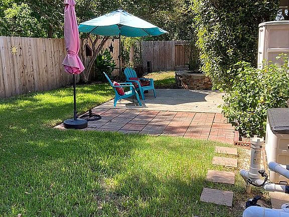 4th image of 17627 Memorial Springs Dr