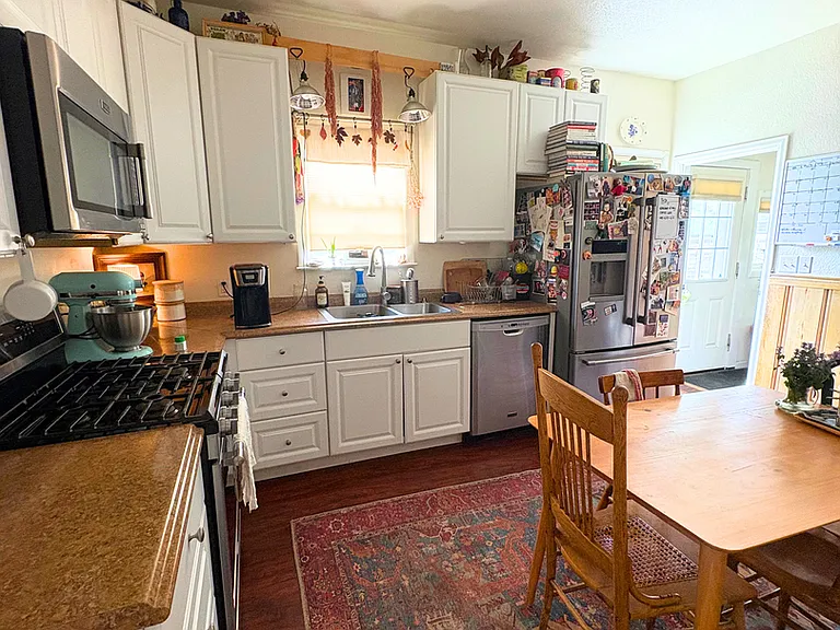 1025 Alta St — Photo 10