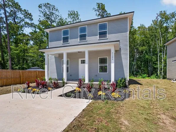 1181 Floyd St, Fleming Island, FL 32003