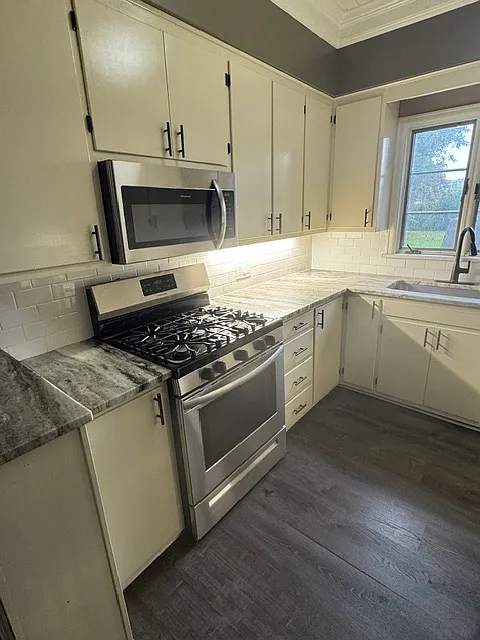2 bed, 900 sqft, $1,675 — Photo 4