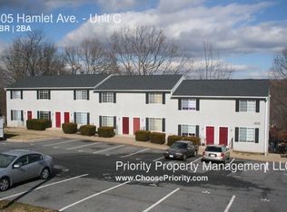 605 Hamlet Ave APT C, Waynesboro, VA 22980