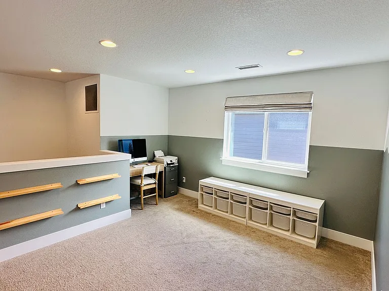 158 S 39th Dr — Photo 30