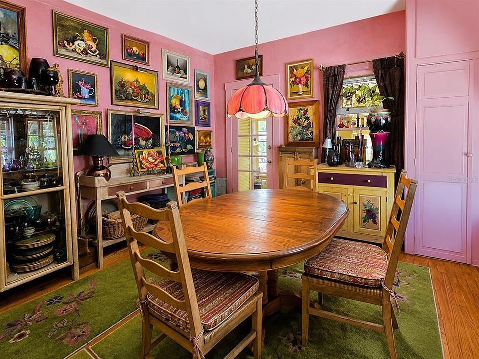 16th image of 1404 Rosslyn Dr