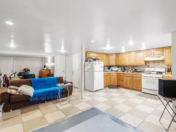 151-42 82nd Street image 13 of 24