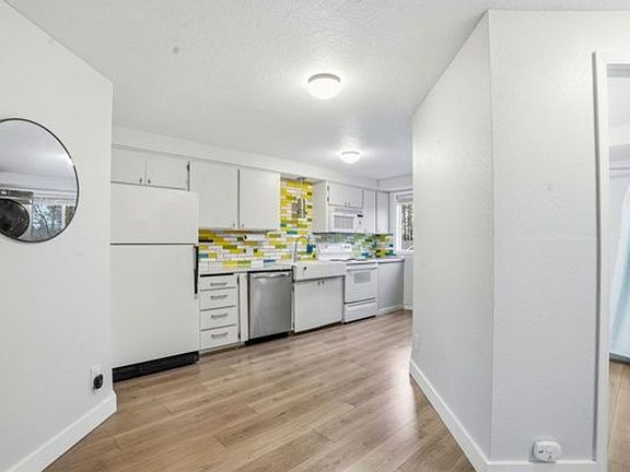 3rd image of 12452 SE 110th Ct
