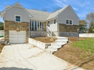 15 Kirkwood Drive, Glen Cove, NY, 11542
