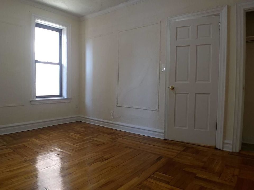 2nd image of 1601 Beverly Rd #3F