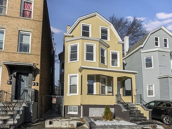 2nd image of 11 Ellington St #1