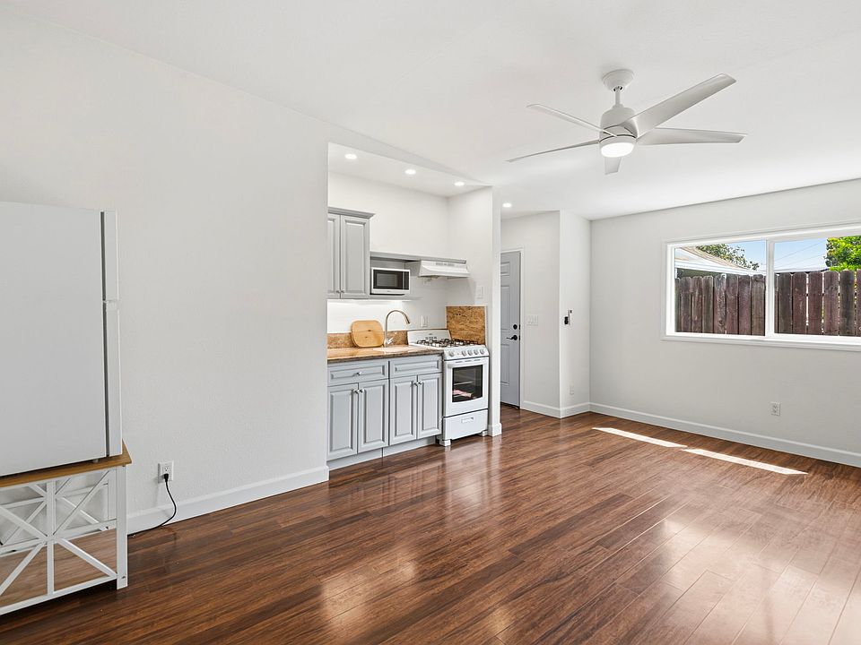1st image of 528 W Maplewood Ave #A