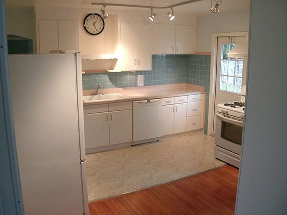 2nd image of 4600 25th Ave N