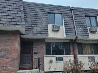 266 High Path Rd, Windsor, CT 06095