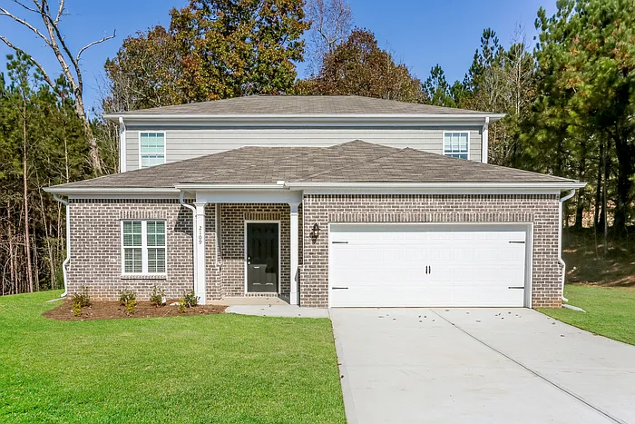 5 bed, 3.0 bath, 2801 sqft, $2,345 — Photo 1