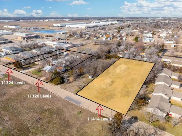 11414 E Lewis St, Wichita, KS 67207