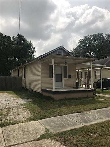 1st image of 621 Amelia St
