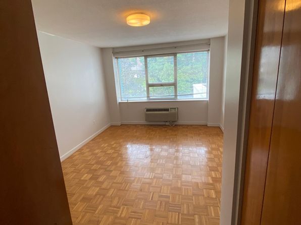 101 Mulberry St APT 220