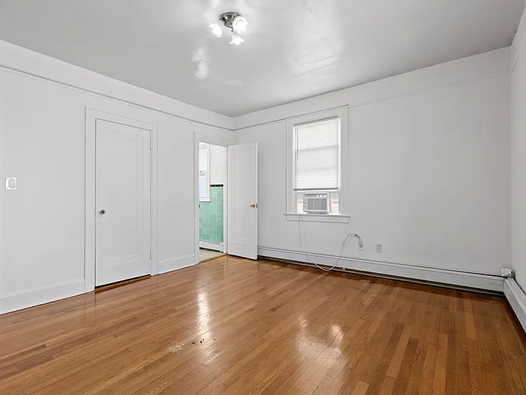 245 W Walnut St #2 — Photo 22