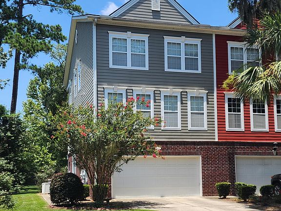 2nd image of 9120 Parlor Dr