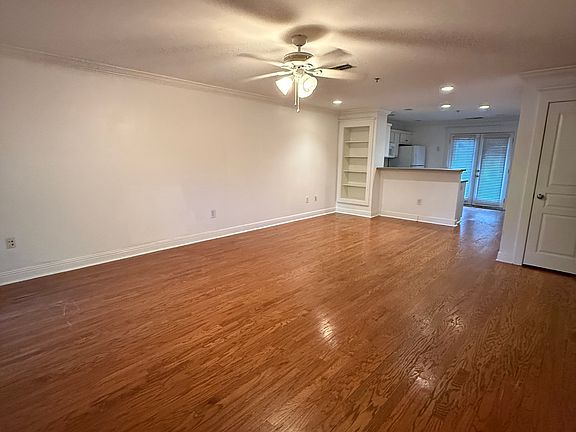3rd image of 660 Barnett Shoals Rd APT 113