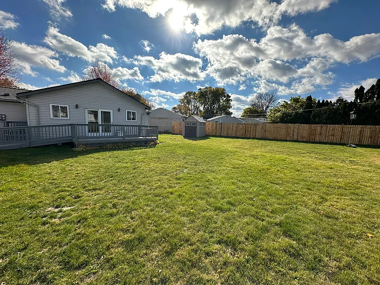 12401 Lyford Dr — Photo 25