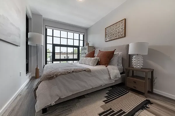 Rented by Joel Scharf, LREB | media 90