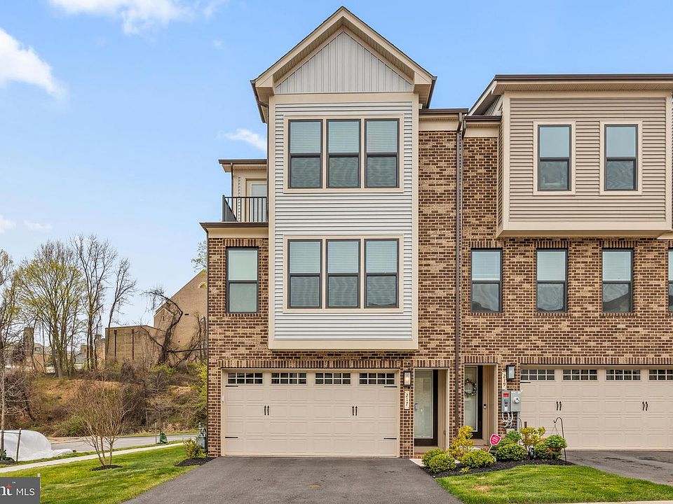 1st image of 13866 Ridgeview Ct