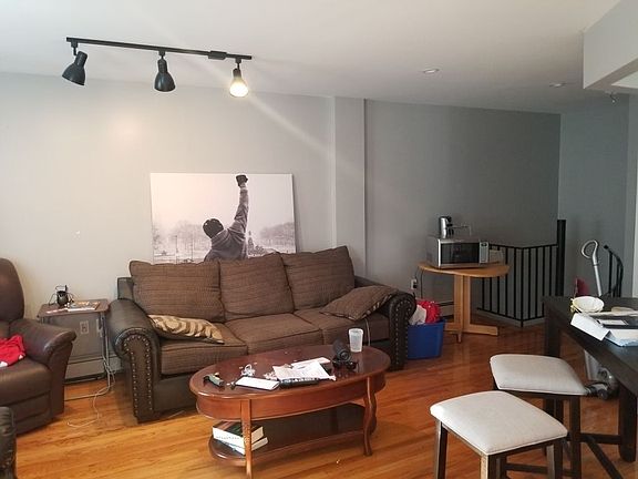 2nd image of 2619 12th St #1