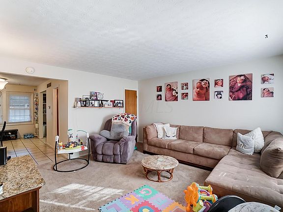 5th image of 535 Clairbrook Ave