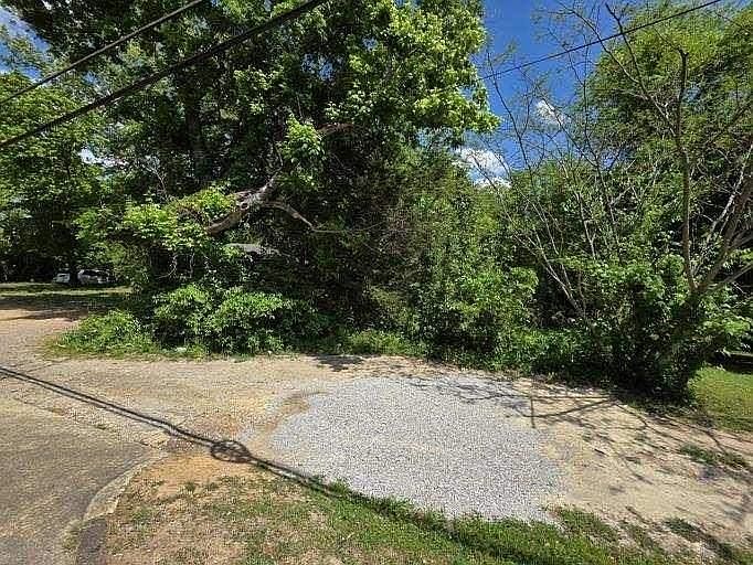 2nd image of 298 N Long St