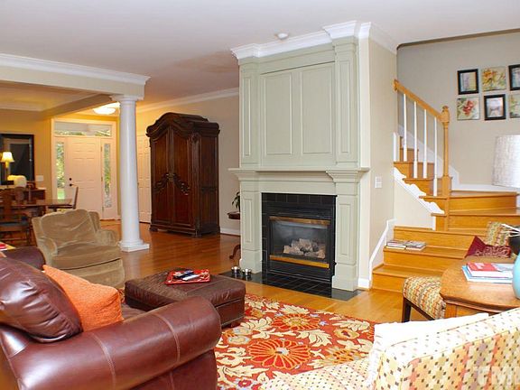 3rd image of 1604 Allen Jarrett Dr