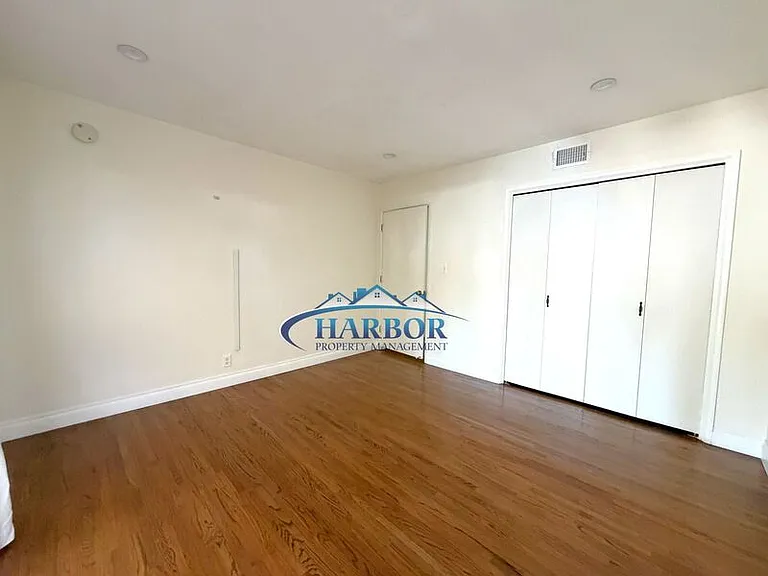 1630 Miracosta St — Photo 8