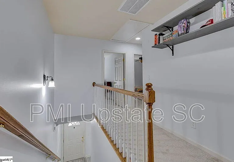 1122 E Lee Rd — Photo 13