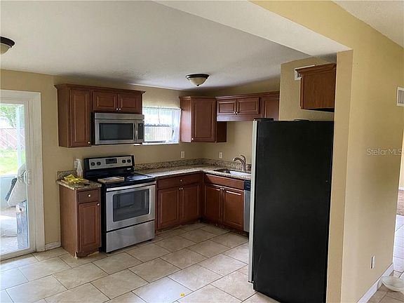 4th image of 4115 Sanseviera Ln