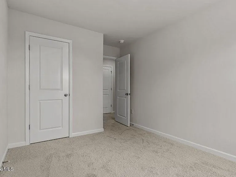 2305 Gracie Ln — Photo 20