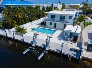 112 Sands Ln, Layton, FL 33001