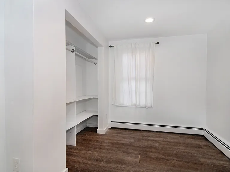 44 Ridge St #1 — Photo 7