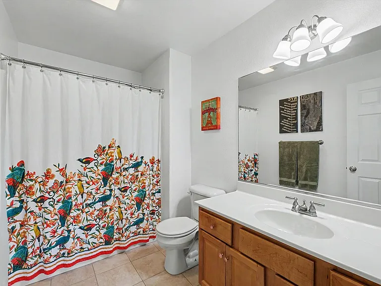 106 Essex Ln #3 — Photo 24