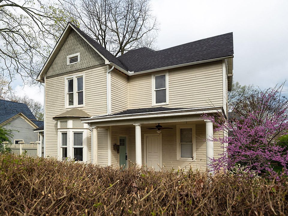 1st image of 203 Indiana Ave