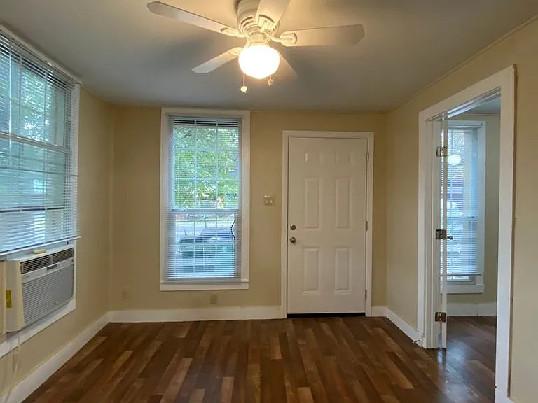 403 Pedernales St — Photo 3