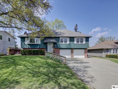 504 Shannon Rd, Papillion, NE, 68046