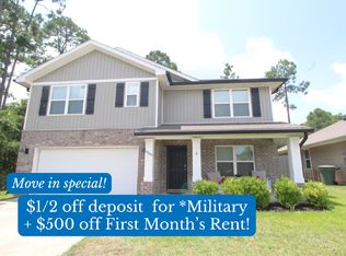 10589 Queens Gate Cir, Pensacola, FL 32506